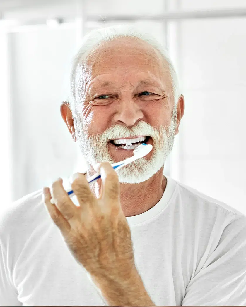 eSCOVANDO OS DENTES 2